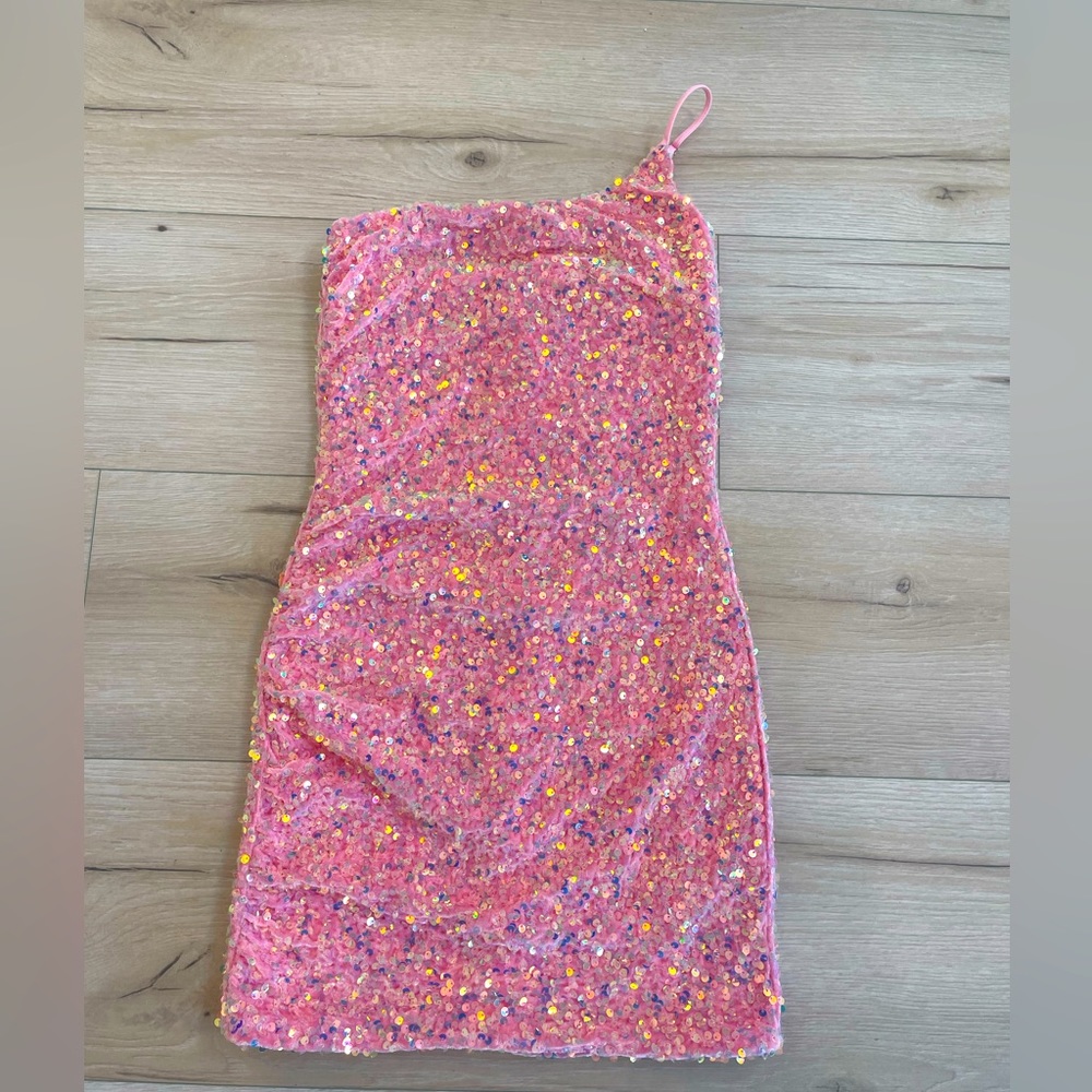 NWT Lucy in the Sky One Shoulder Pink Sequin Mini Dress